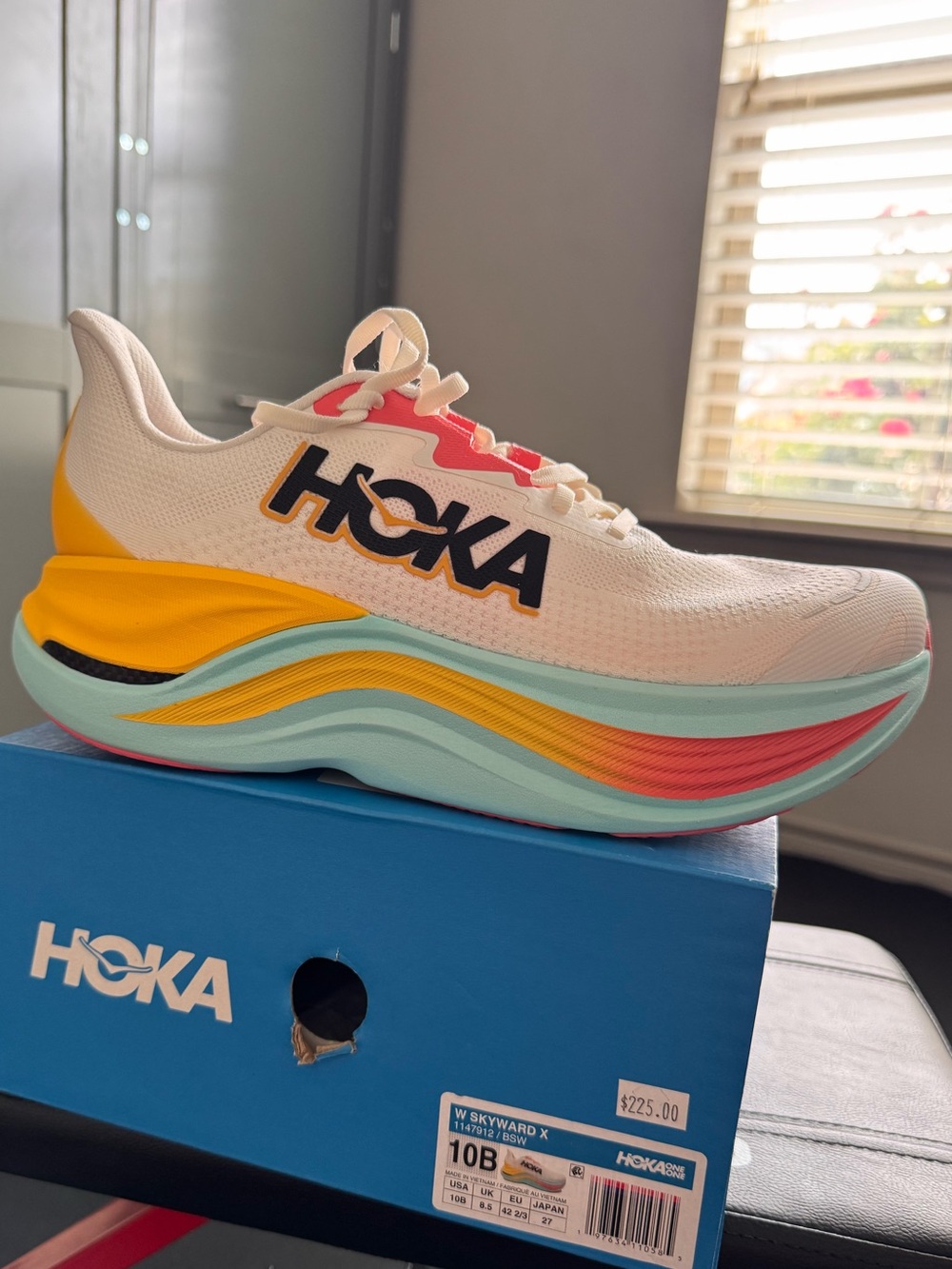 HOKA Skyward X Women’s Running Shoes Size 10 Carbon Fiber Plate New